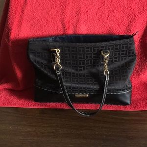 Tommy Hilfiger purse